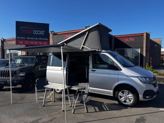 <span style="color: #e71919;">Location</span> Van Volkswagen T6 California Coast